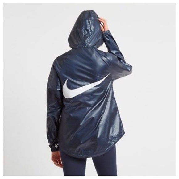 nike women's packable jacket